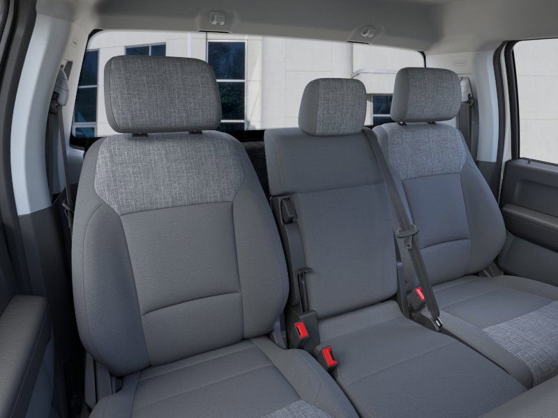 2026 Ford Super Duty F-550 DRW XLT