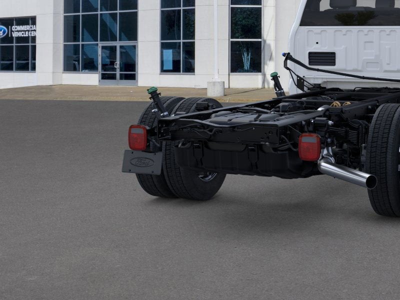 2026 Ford Super Duty F-550 DRW XLT