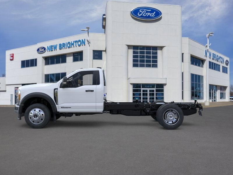 2026 Ford Super Duty F-550 DRW XLT