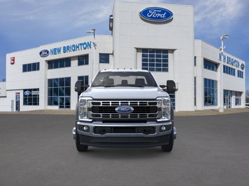 2026 Ford Super Duty F-550 DRW XLT