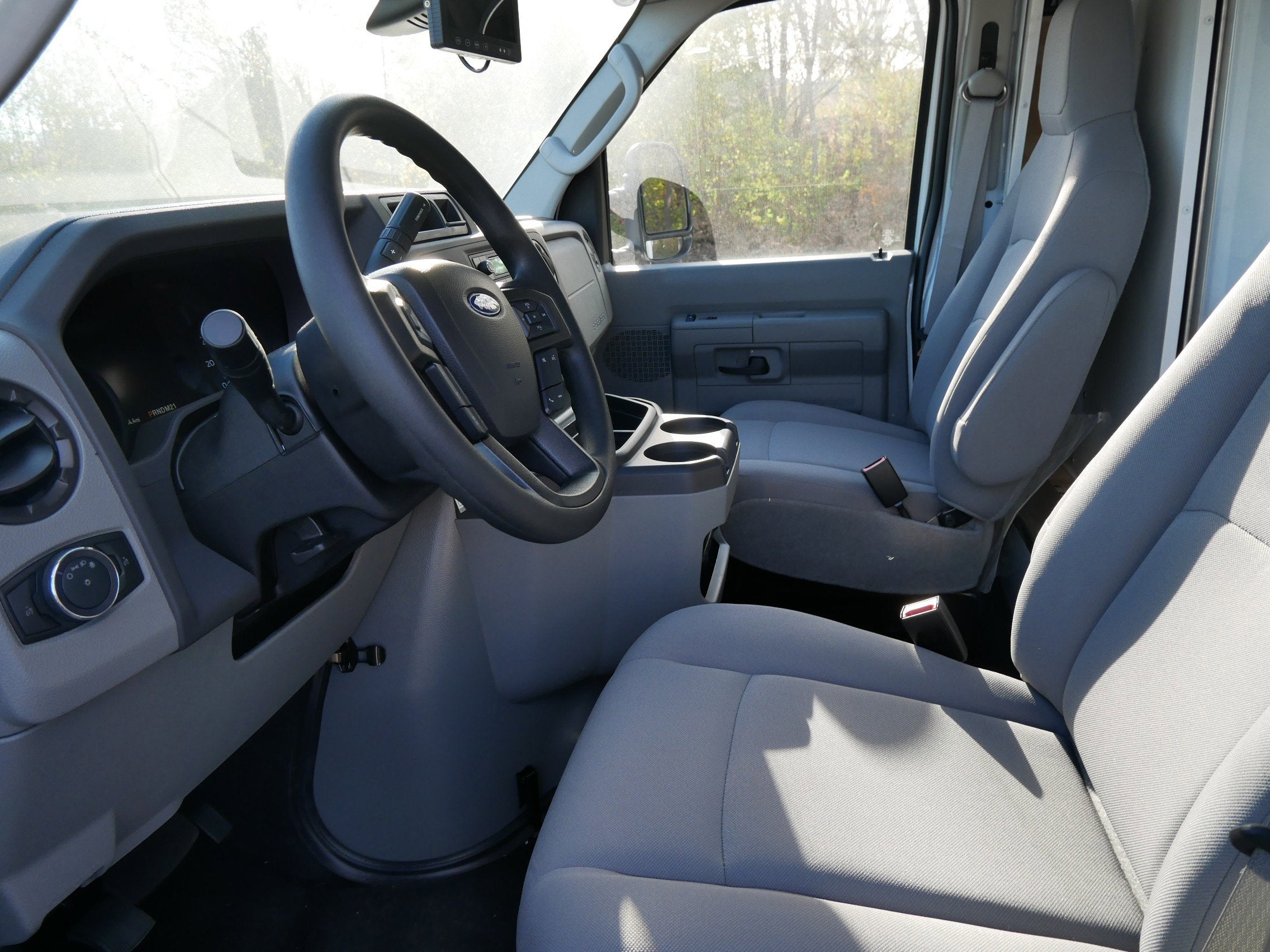 2026 Ford E-Series Cutaway Base