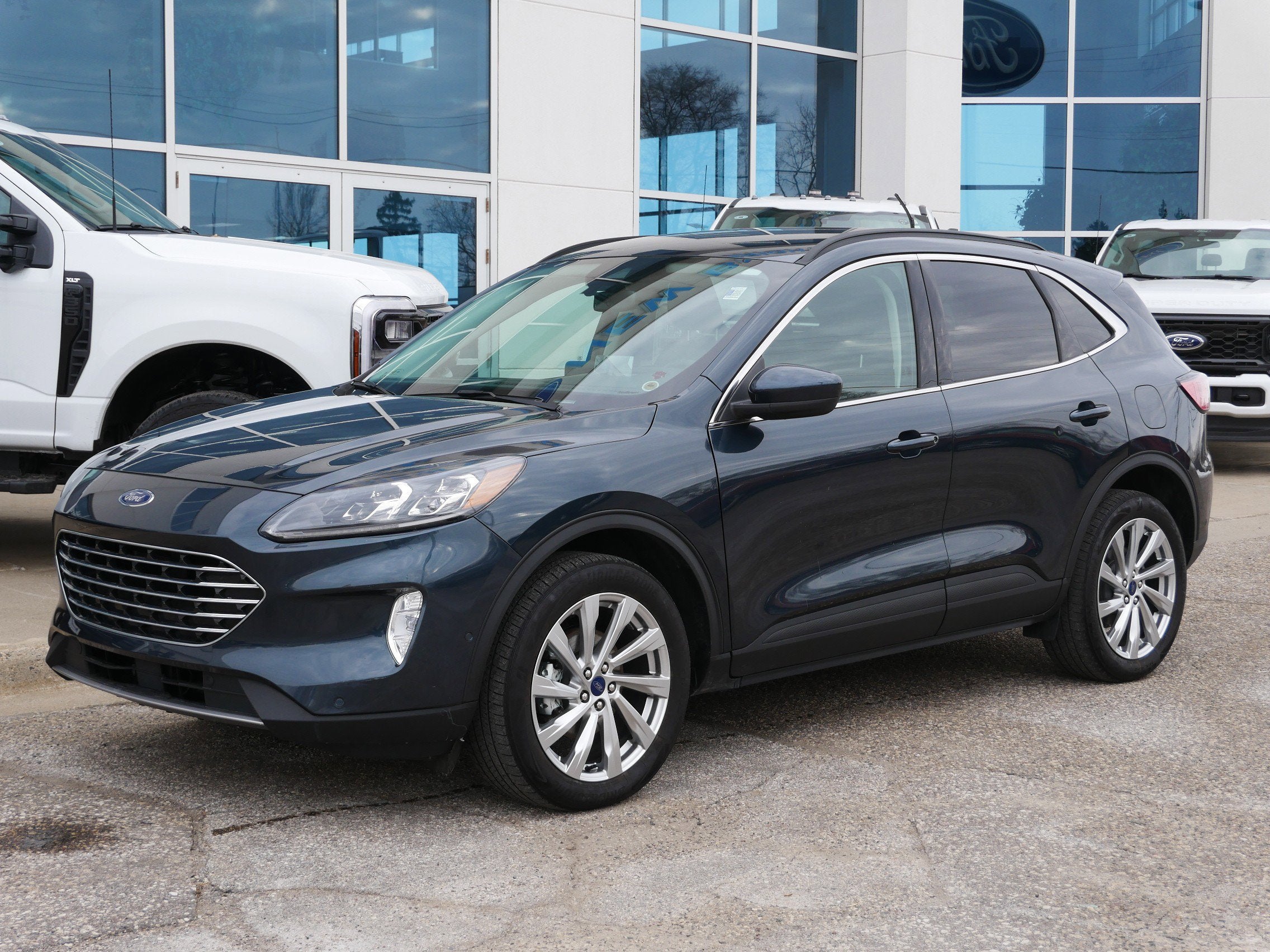 2022 Ford Escape Titanium