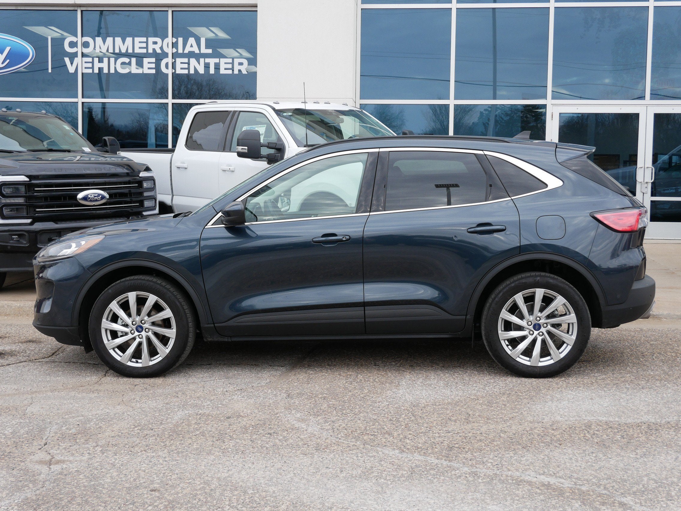 2022 Ford Escape Titanium