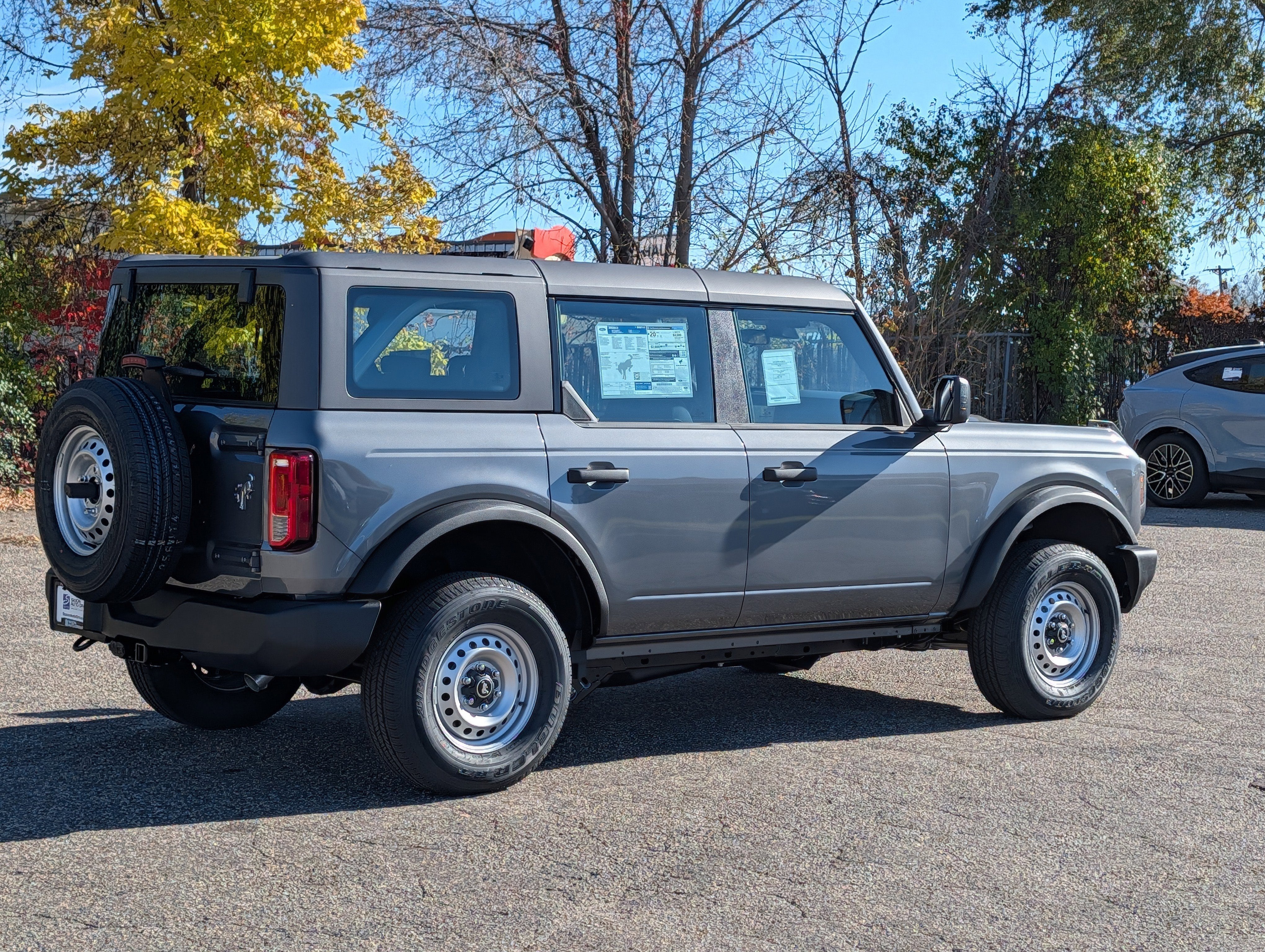 2025 Ford Bronco Base