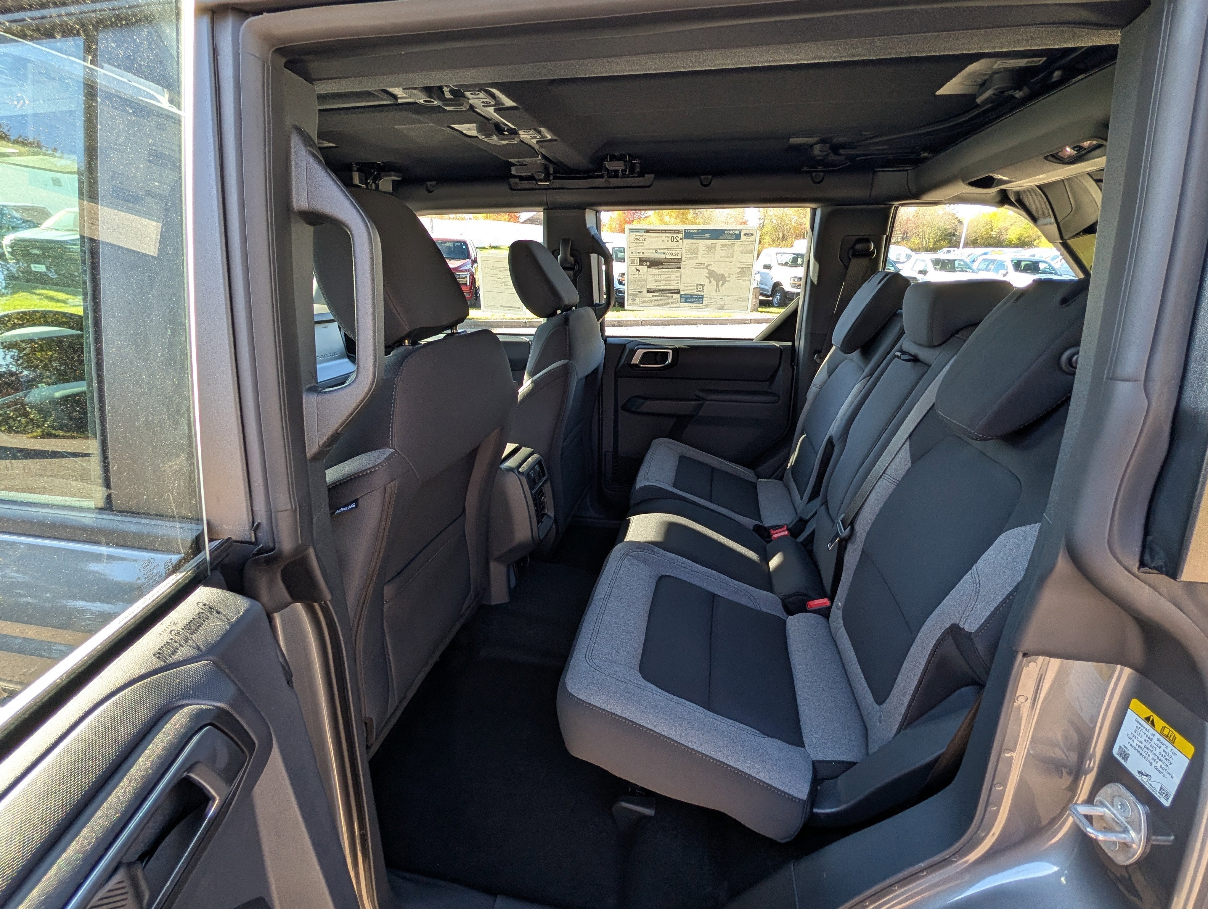 2025 Ford Bronco Base