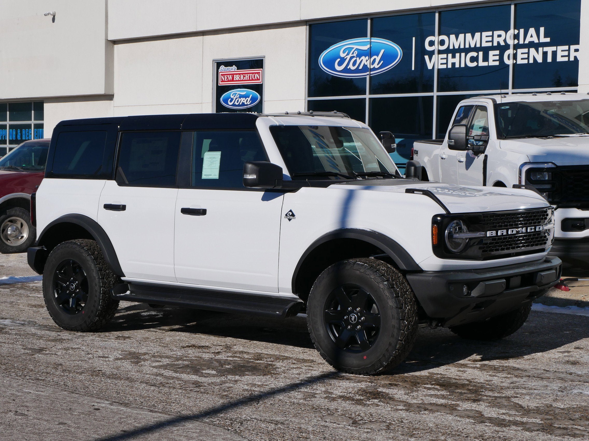 2025 Ford Bronco Outer Banks