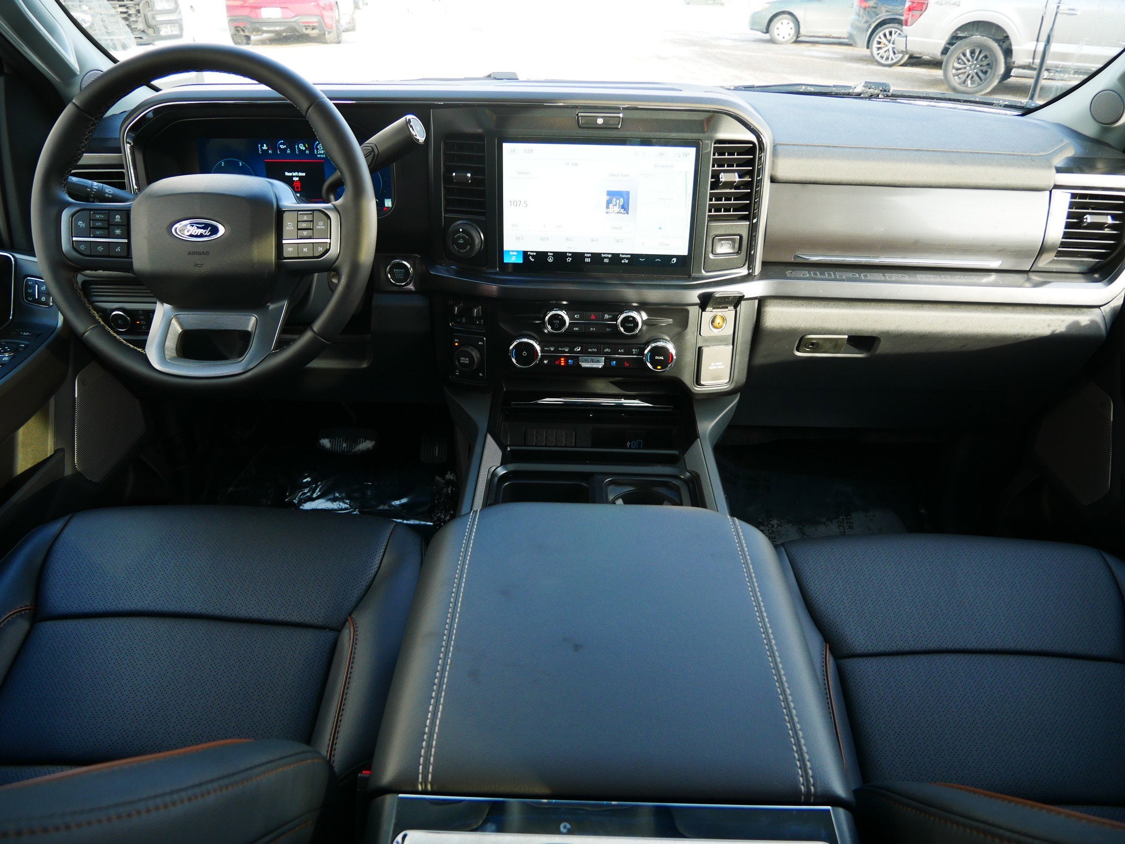 2026 Ford Super Duty F-350 SRW LARIAT