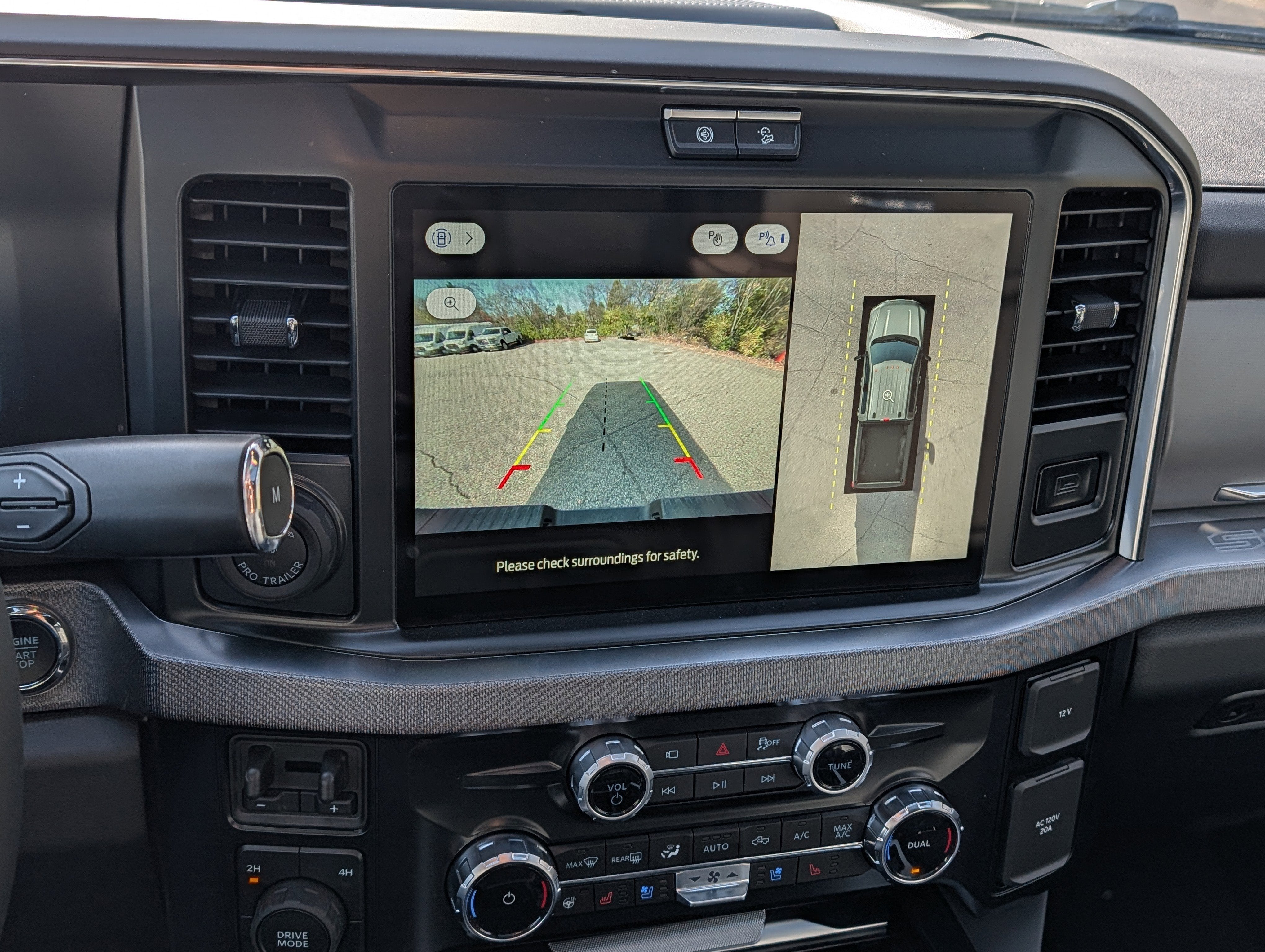 2025 Ford Super Duty F-350 SRW Platinum