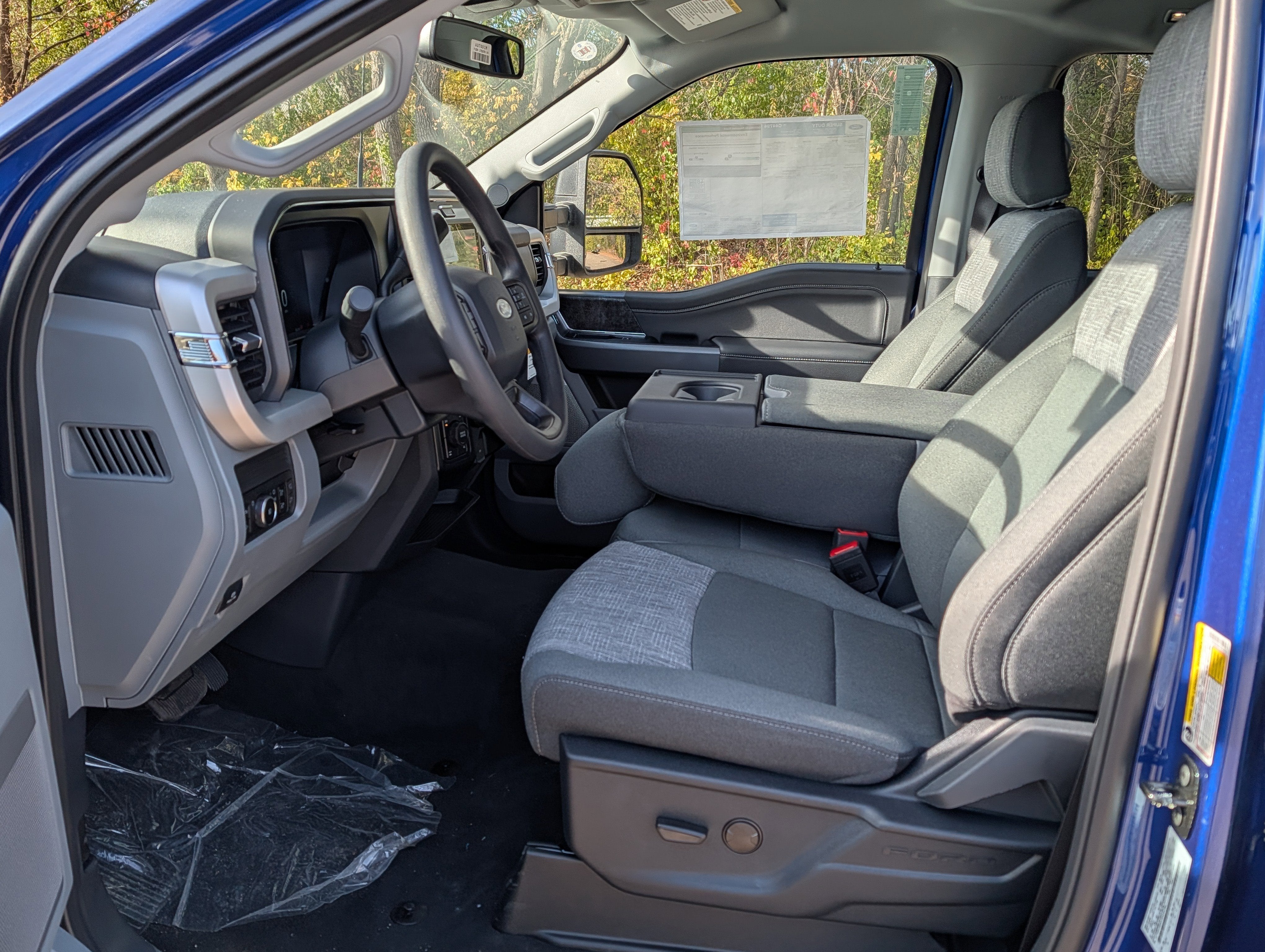 2026 Ford Super Duty F-350 SRW XLT