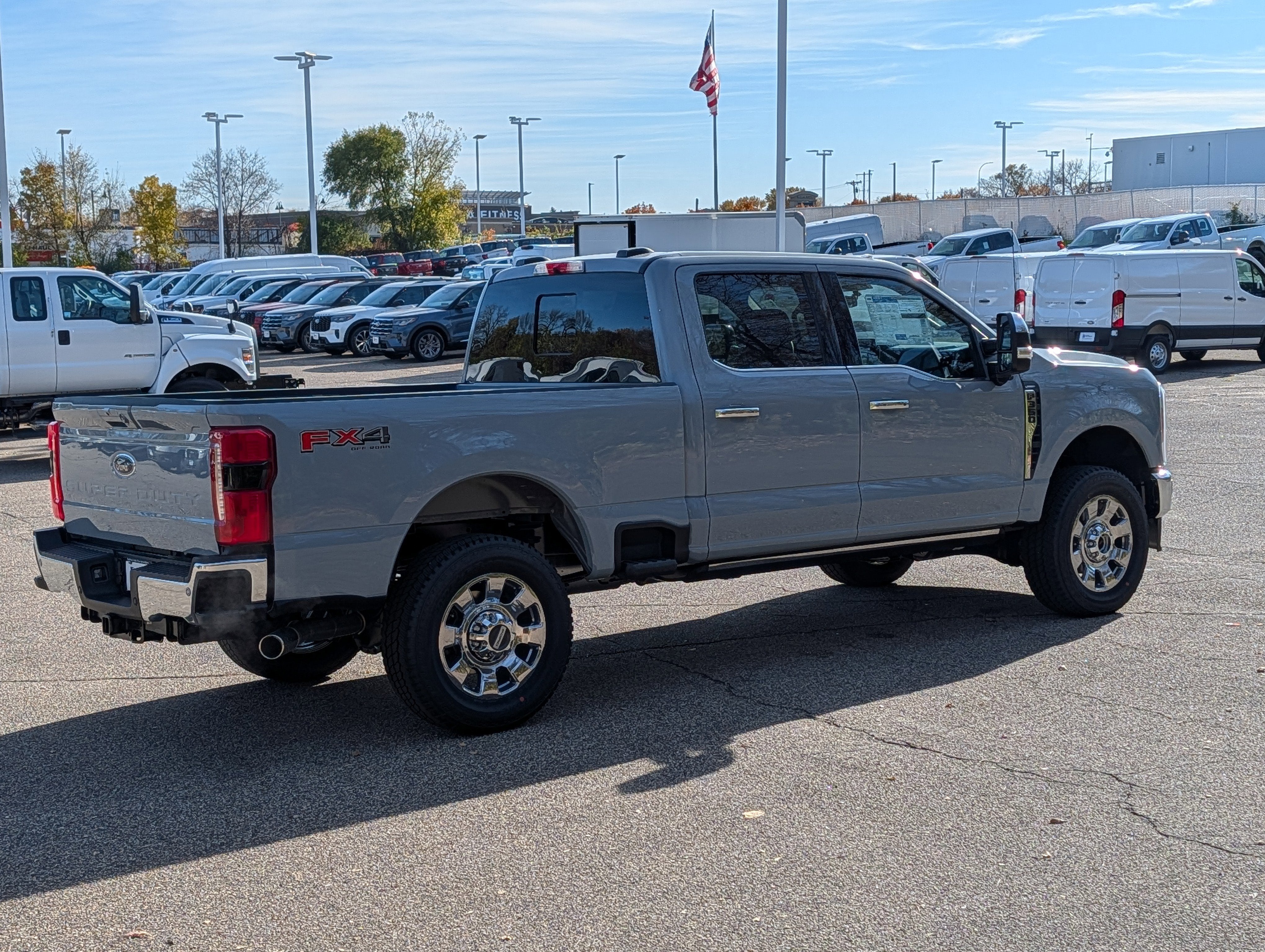 2026 Ford Super Duty F-350 SRW LARIAT