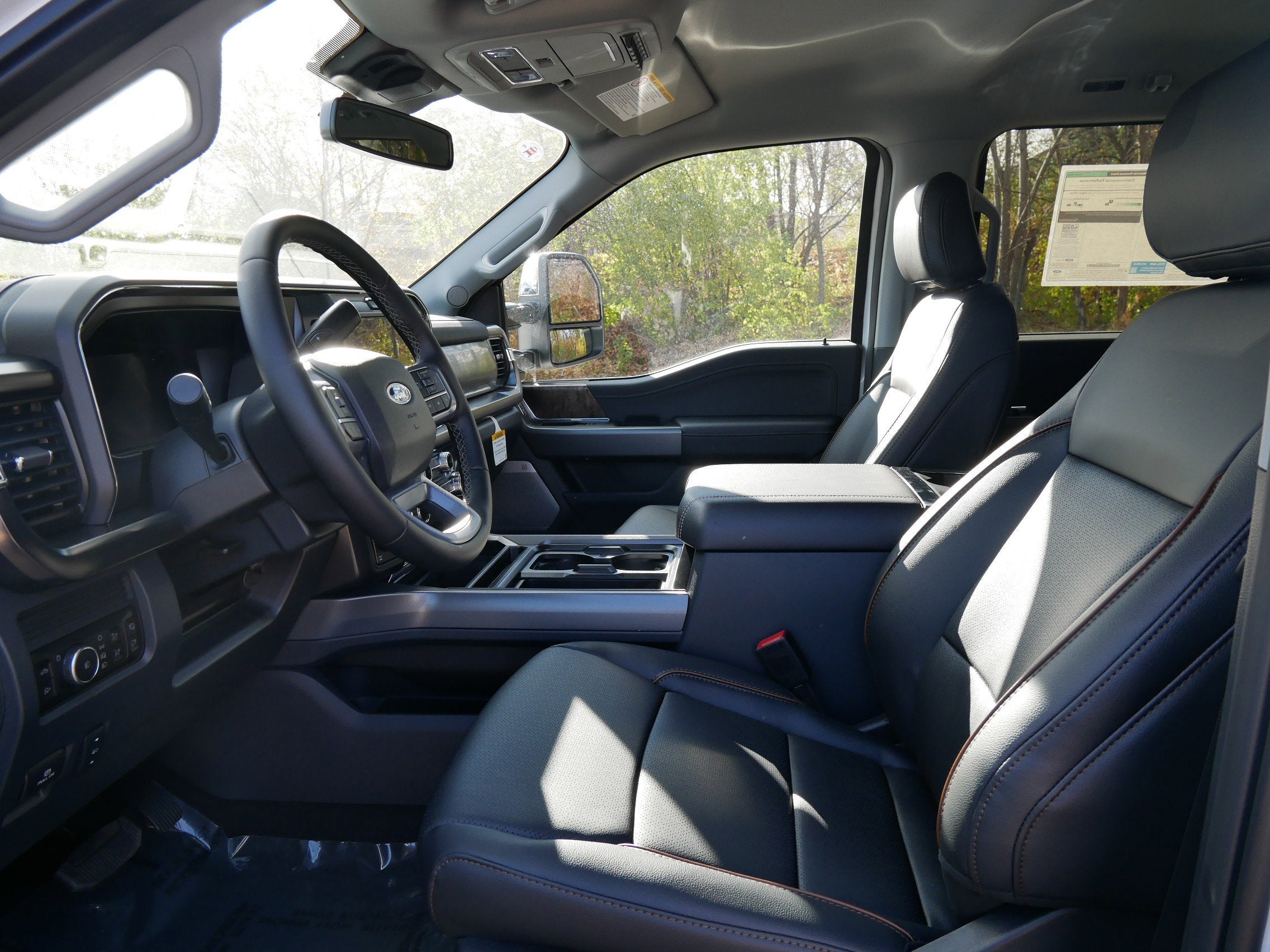 2026 Ford Super Duty F-350 SRW LARIAT