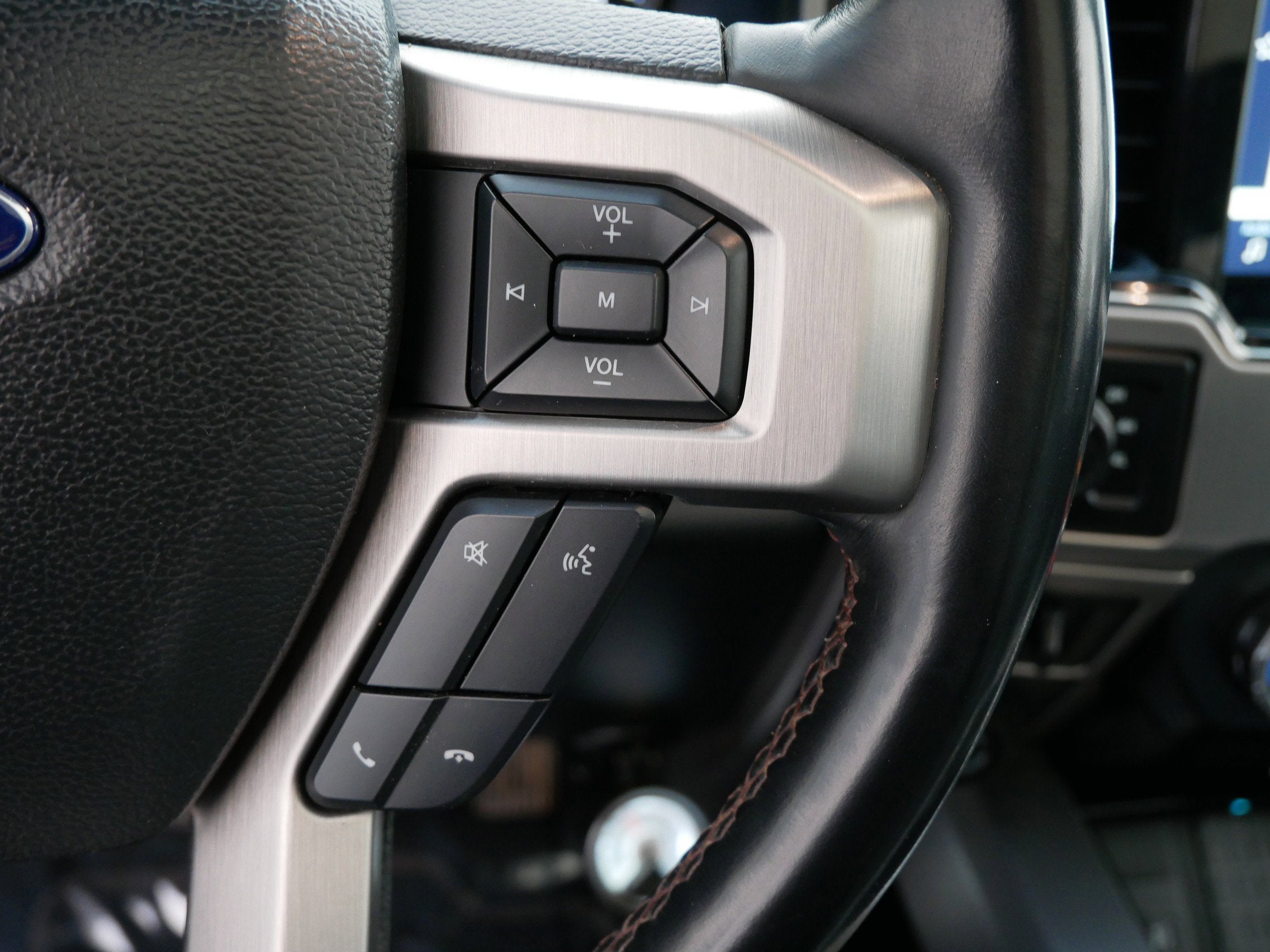 2022 Ford Super Duty F-350 SRW Platinum