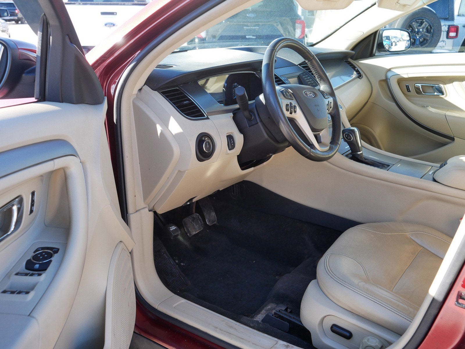 2014 Ford Taurus SEL