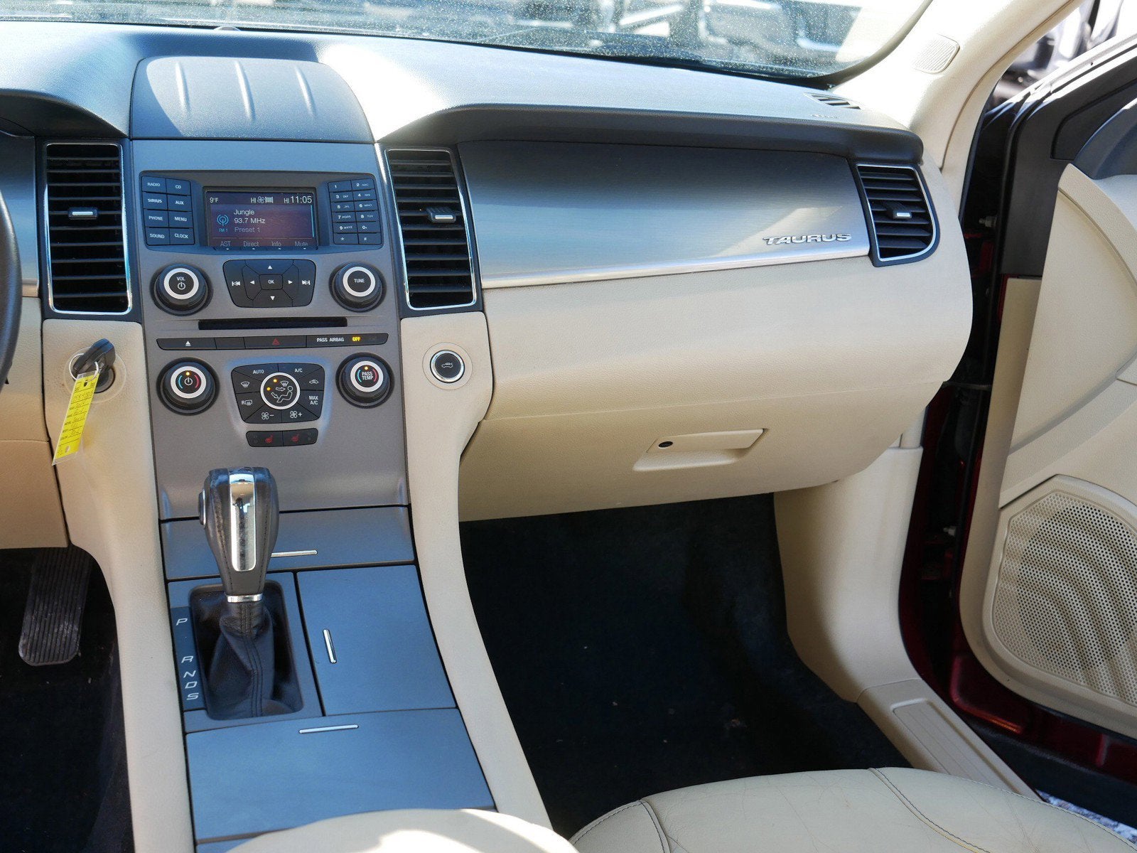 2014 Ford Taurus SEL