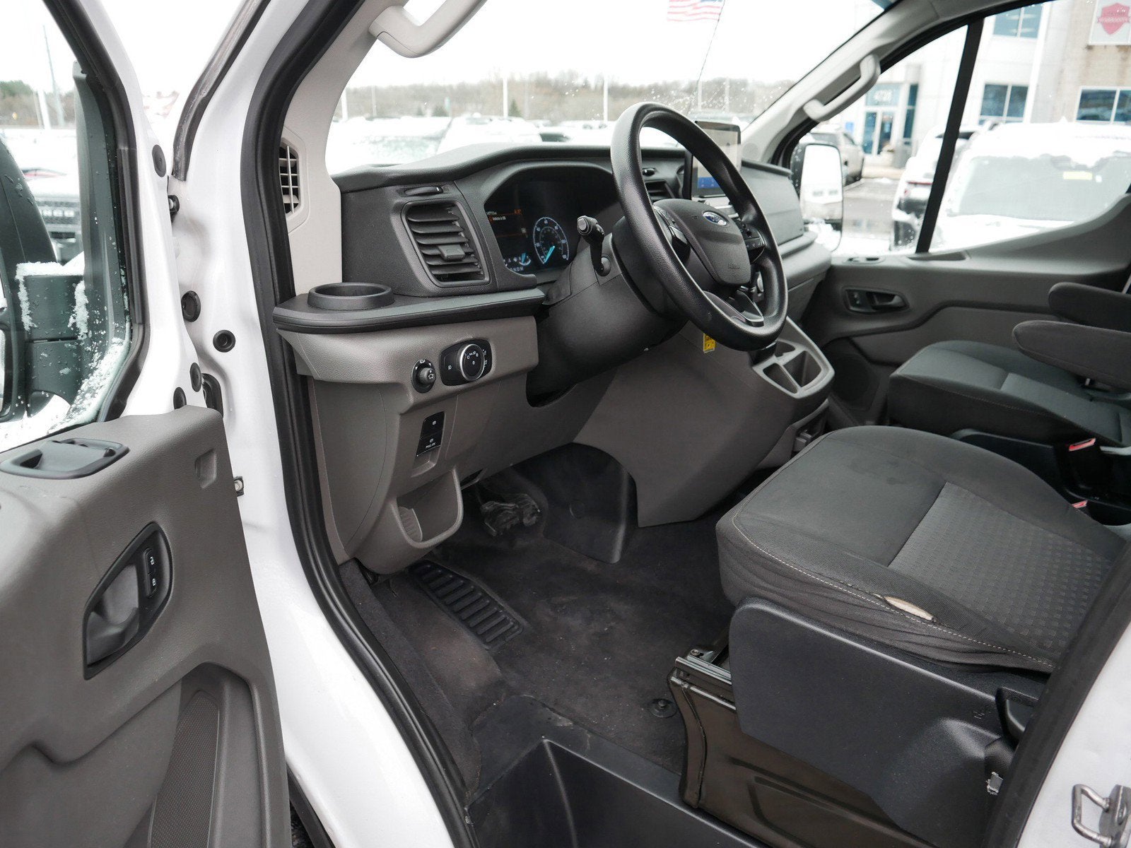 2021 Ford Transit Passenger Wagon XLT