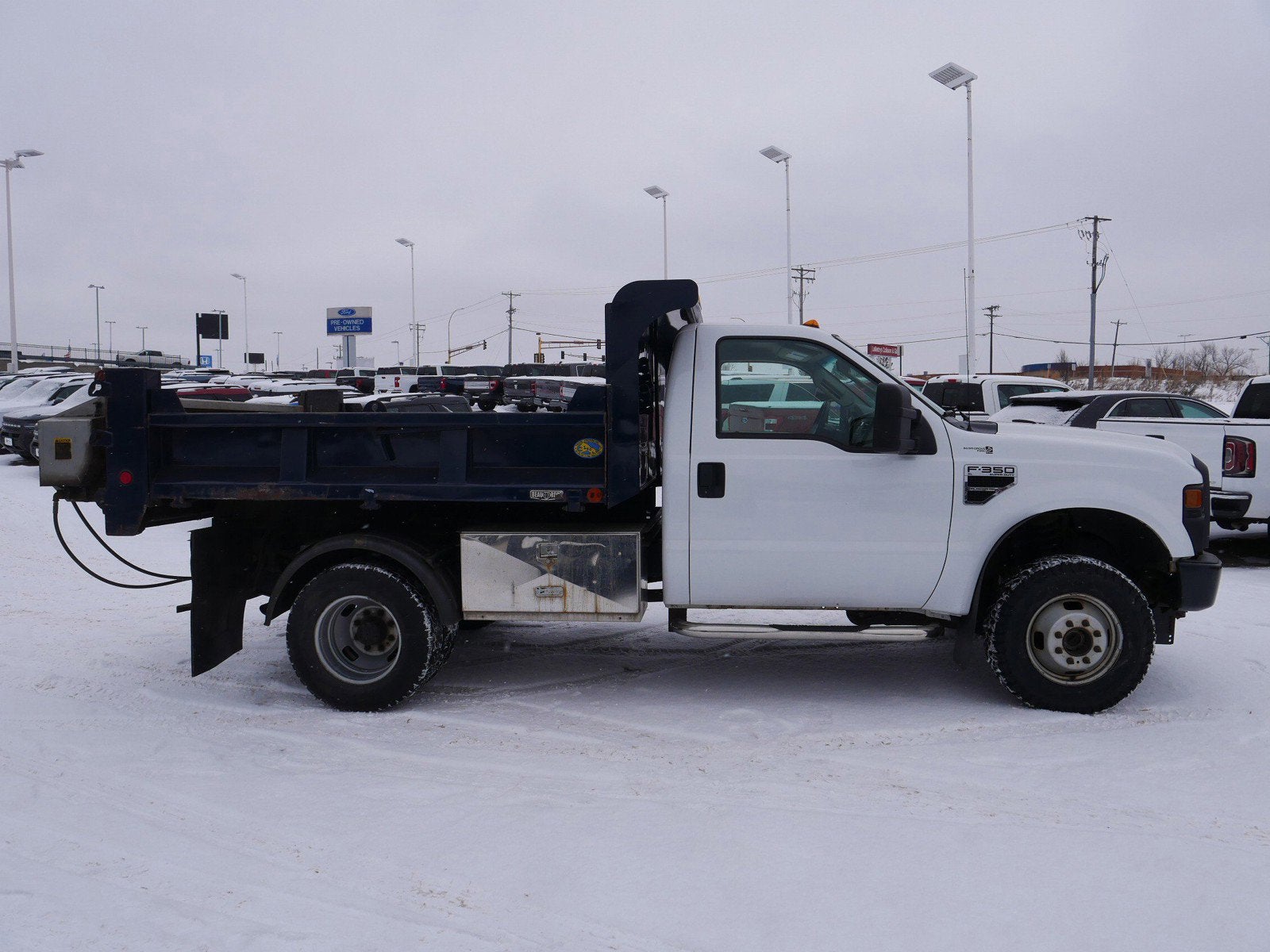 2008 Ford Super Duty F-350 DRW XL