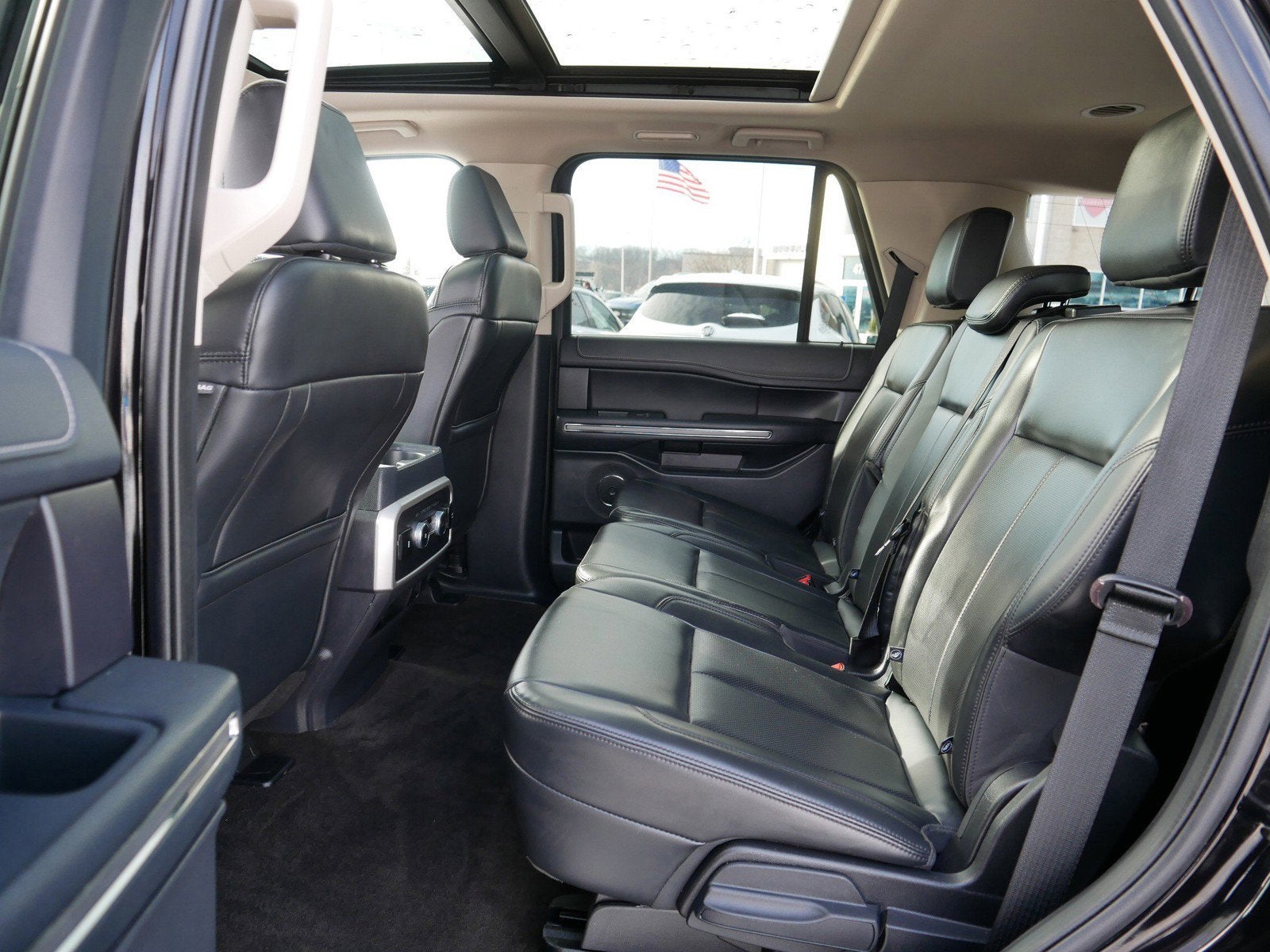 2022 Ford Expedition XLT