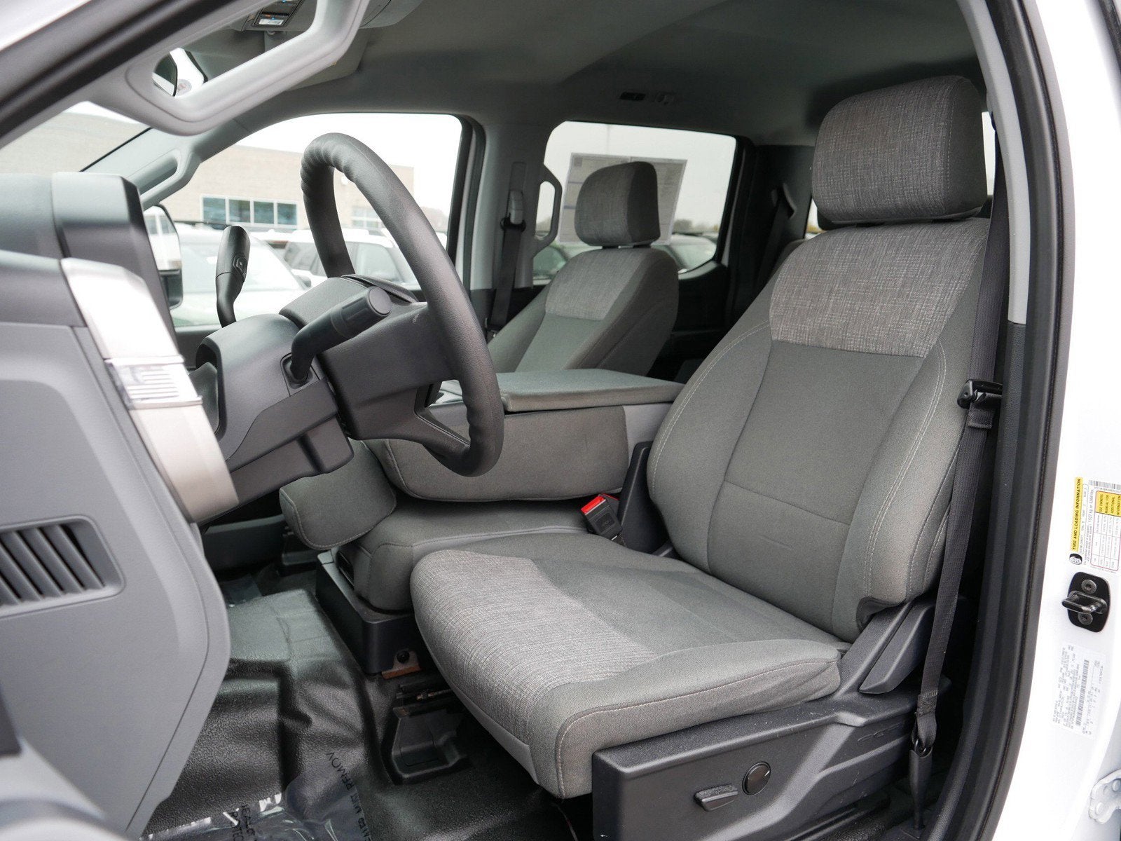 2024 Ford Super Duty F-250 SRW XLT