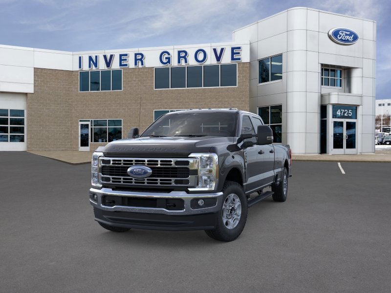 2026 Ford Super Duty F-350® XLT