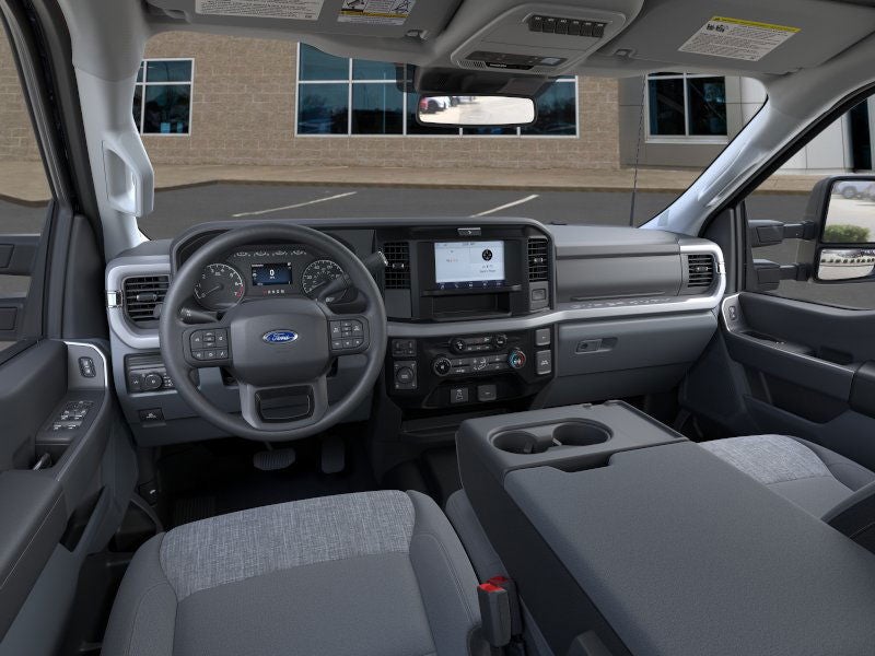 2026 Ford Super Duty F-350® XLT