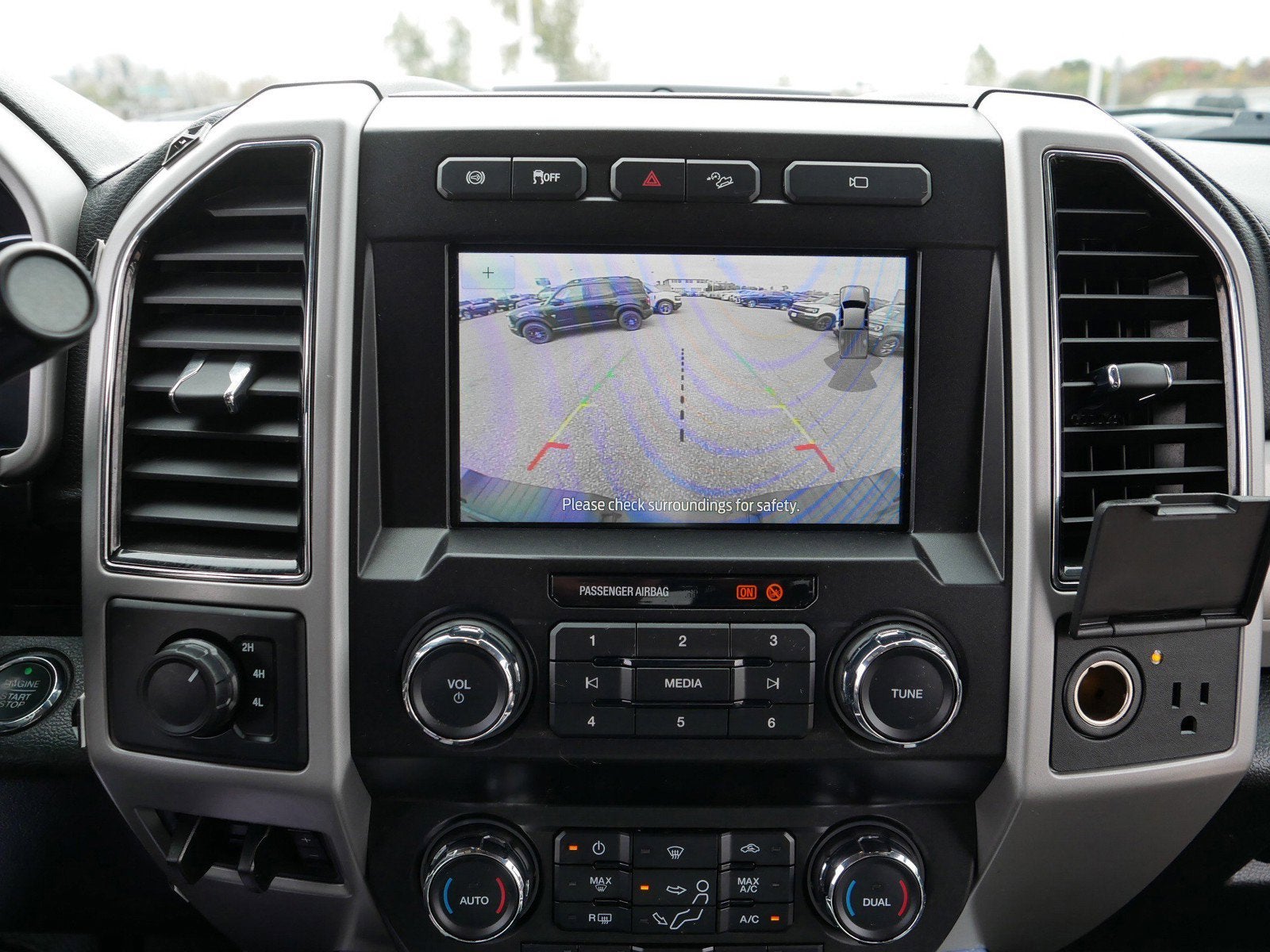 2021 Ford Super Duty F-350 DRW LARIAT