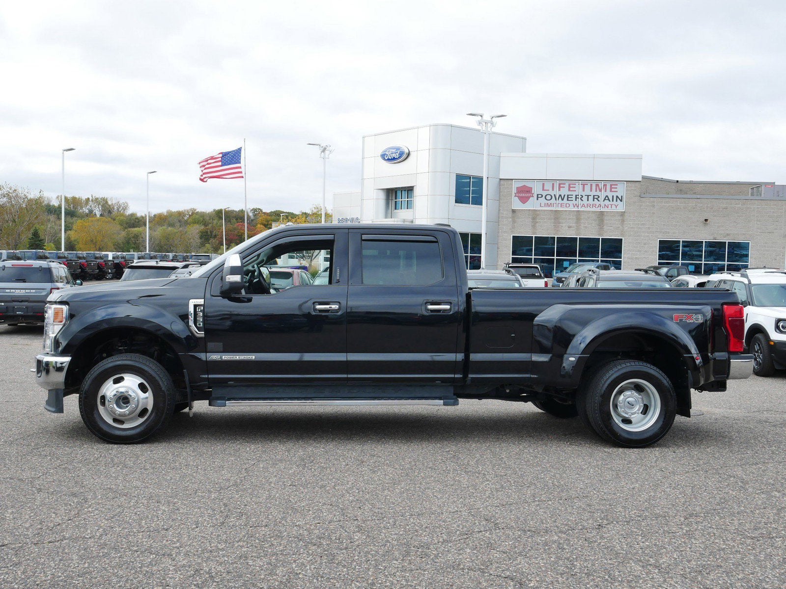 2021 Ford Super Duty F-350 DRW LARIAT
