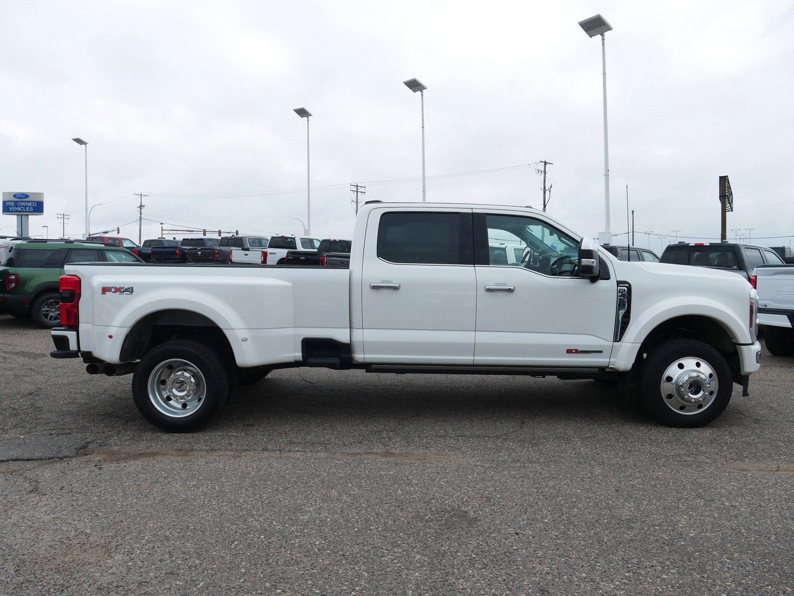 2024 Ford Super Duty F-450 DRW Limited