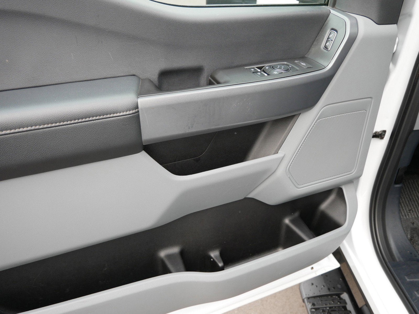 2023 Ford Super Duty F-350 SRW XLT