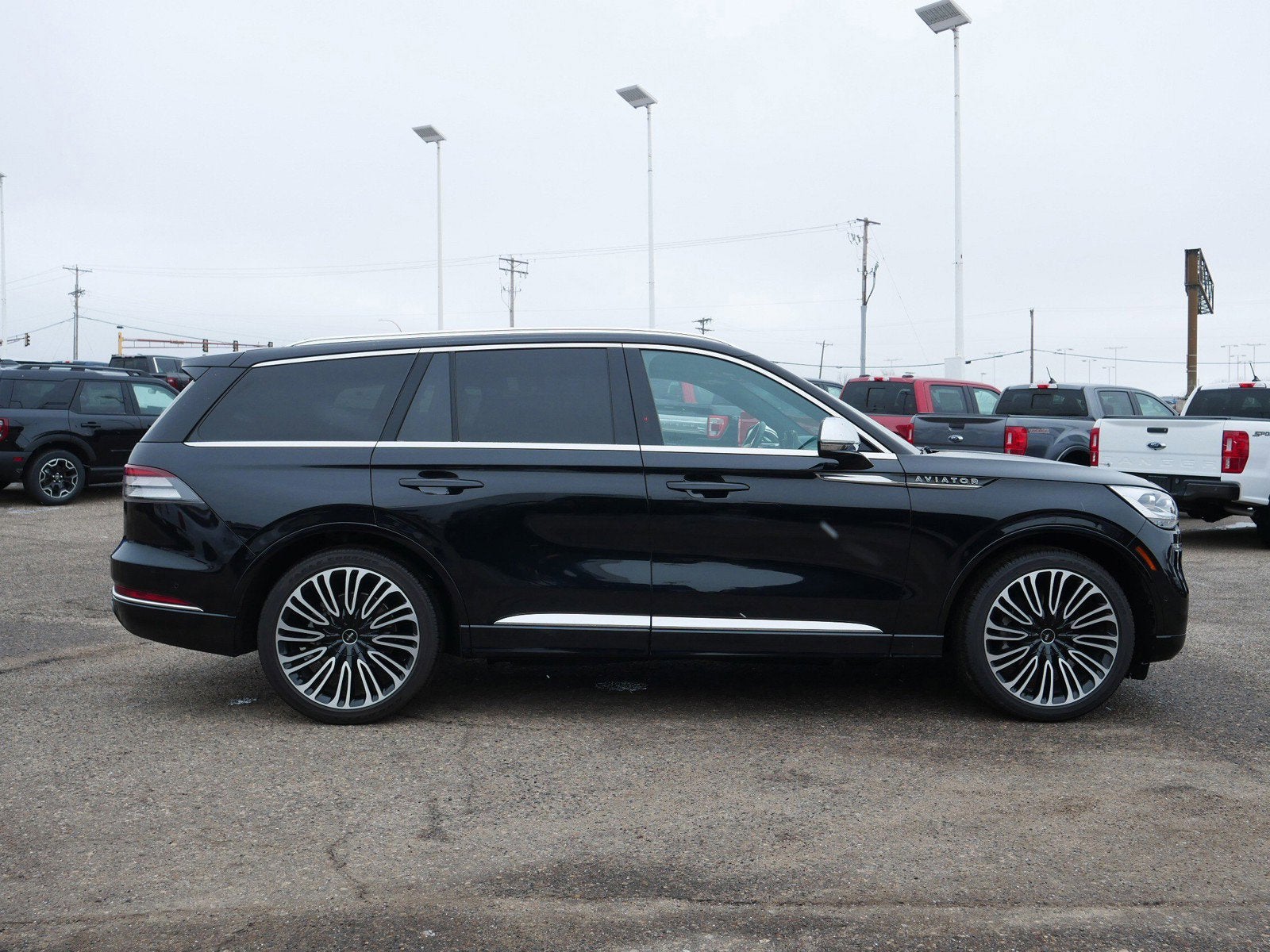 2022 Lincoln Aviator Black Label