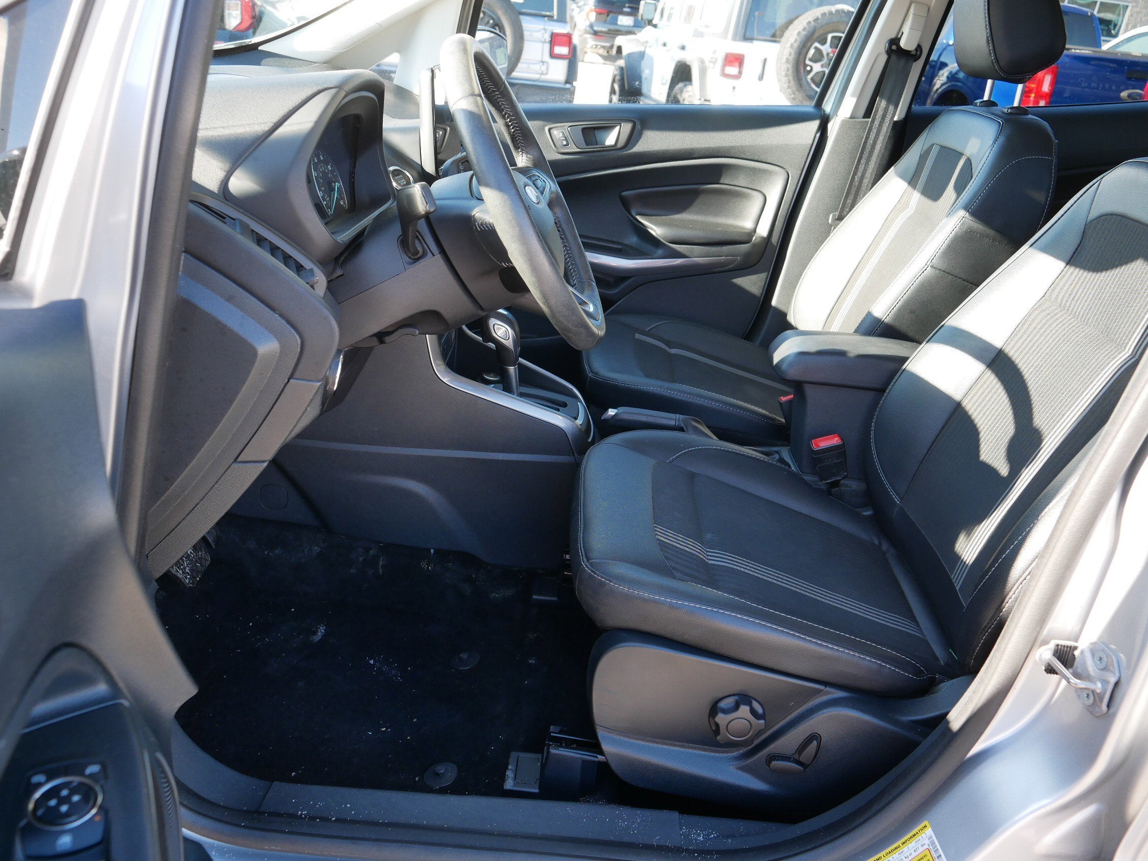 2022 Ford EcoSport SES